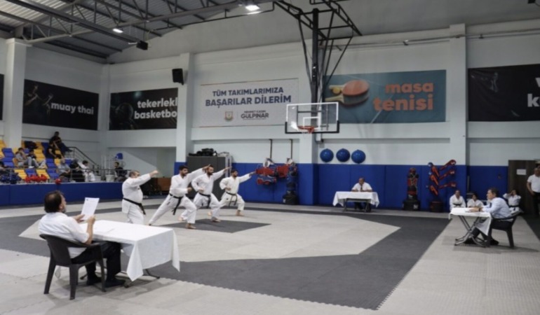 Karate Dan Sınavları Şanlıurfa’nın Ev Sahipliğinde Yapıldı: Siyah Kuşak İçin Ter Döktüler!
