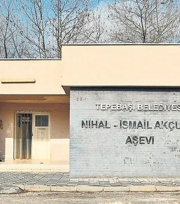 tepebasi-belediyesinde-asevi-skandali-gercekleri-duyunca-oturumu-kapattilar