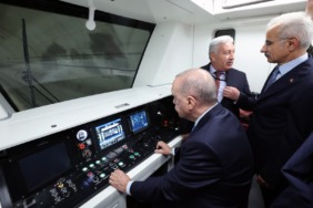 ulastirma-ve-altyapi-bakani-abdulkadir-uraloglu-gayrettepe-istanbul-havalimani-halkali-metro-hatti-22-haziranda-53-bin-396-yolcuyla-rekor-kirdi