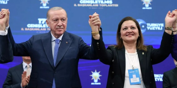 ak-partiye-gecen-koksaldan-chpye-sert-elestiri-chpde-dislandim-huzuru-ak-partide-buldum