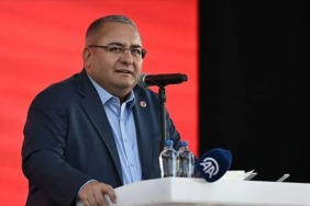 ankara-suya-gomuldu-fondas-medya-algi-pesine-dustu-mesut-ozarslandan-sozcuye-tokat-gibi-yanit