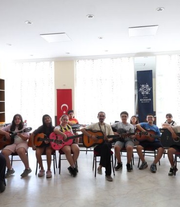 aydin-buyuksehirden-cocuklara-sanat-asisi-baskan-cercioglu-talimati-verdi