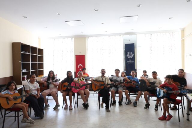 Aydın Büyükşehir’den Çocuklara Sanat Aşısı: Başkan Çerçioğlu Talimatı Verdi