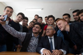 baskan-buyukkilictan-universite-adaylarina-acik-davet-aradiginiz-her-sey-kayseride