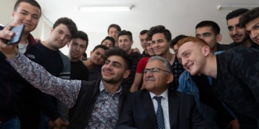 baskan-buyukkilictan-universite-adaylarina-acik-davet-aradiginiz-her-sey-kayseride