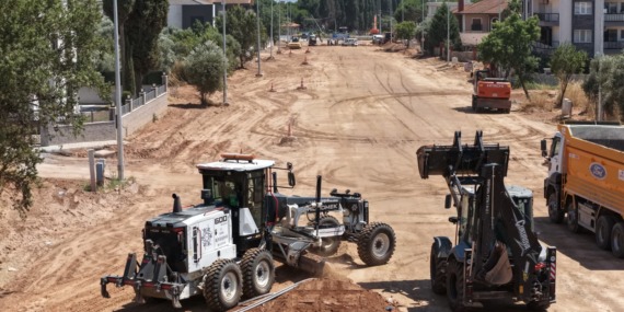 baskan-cercioglundan-efelerde-yol-yapim-calismasi