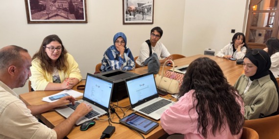 corum-belediyesinden-universite-adaylarina-ucretsiz-tercih-ve-rehberlik-destegi