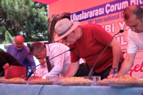 corumda-en-lezzetli-rekabet-leblebinin-en-iyileri-kiran-kirana-yaristi