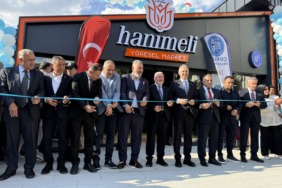 corumda-yerel-uretime-guclu-dokunus-baskan-asgin-hanimeli-yoresel-marketi-hizmete-acti