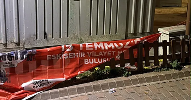 Eskişehir’de Hamamyolu Caddesi’nde 15 Temmuz afişlerinin indirildiği iddiası