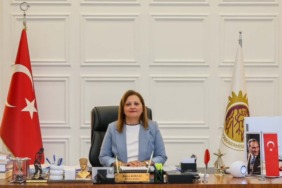 halk-tvnin-yalani-coktu-burcu-koksaldan-tokat-gibi-yanit-iste-eden-bulur-paylasiminin-hedefindeki-isim