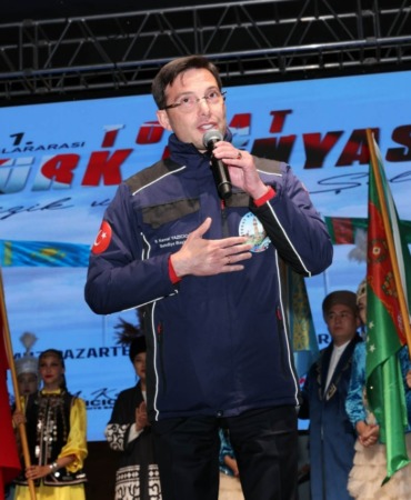 kardeslik-ruzgari-tokatta-esti-turk-dunyasi-1-uluslararasi-turk-dunyasi-muzik-ve-dans-soleninde-bulustu