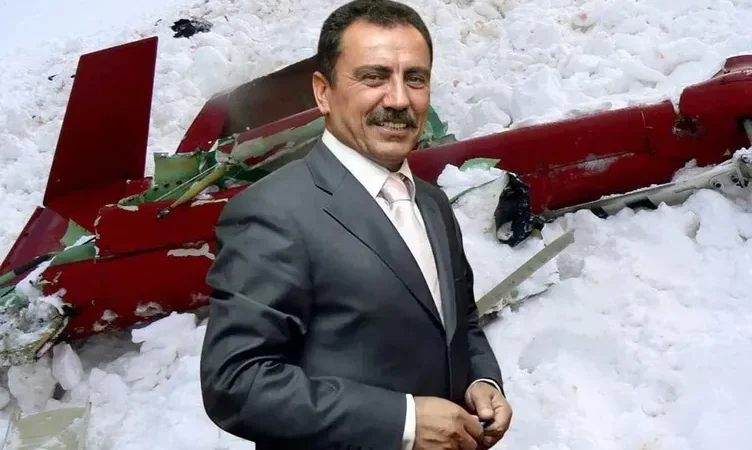 muhsin-yazicioglu-sorusturmasinda-bylock-yazismalari-ortaya-cikti-tereyagindan-kil-ceker-gibi-halledildi