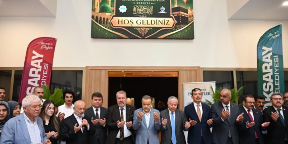 peygamber-efendimizin-aziz-hatiralari-aksaraylilarla-bulusuyor