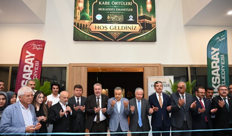 Peygamber Efendimiz’in Aziz Hatıraları Aksaraylılarla Buluşuyor
