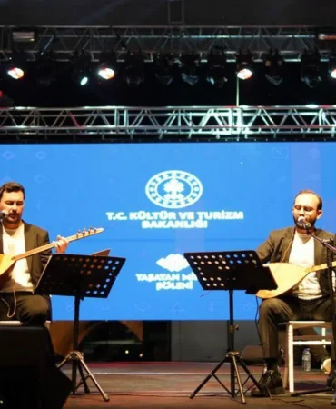 sanatseverlerin-yogun-ilgi-gosterdigi-tokat-yasayan-miras-soleni-sona-erdi