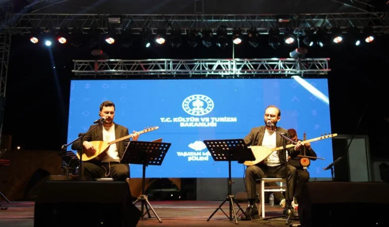 Sanatseverlerin Yoğun İlgi Gösterdiği “Tokat Yaşayan Miras Şöleni” Sona Erdi