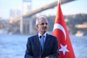 ulastirma-ve-altyapi-bakani-abdulkadir-uraloglu-20-temmuzda-sistemi-hizmete-alarak-kktcnin-deniz-yetki-alanlarinda-gemi-trafigini-etkin-sekilde-izlemeye-baslayacagiz