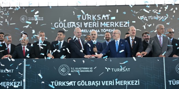 ulastirma-ve-altyapi-bakani-abdulkadir-uraloglu-turksat-golbasi-veri-merkezi-tamamlandiginda-35-bin-300-metrekarelik-dev-alani-ile-turkiyenin-en-buyuk-veri-merkezlerinden-biri-olaca