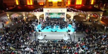 yaza-merhaba-konserinde-turku-dolu-gece