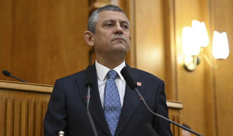 Bağışçılardan Özgür Özel’e Sert Tepki: “Hakkımız Haram Olsun”