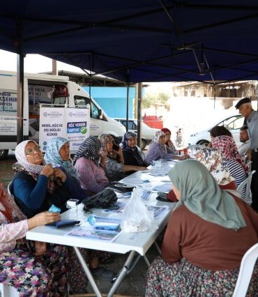 baskan-cercioglunun-mobil-saglik-hizmeti-aydinin-her-noktasina-ulasiyor