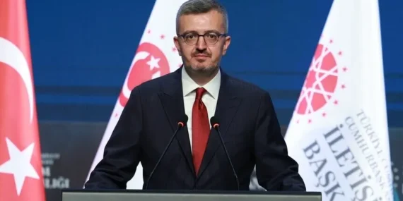 iletisim-baskani-burhanettin-duran-sdgnin-feshedilmesi-devlet-otoritesinin-ulke-genelinde-guclendirilmesi-bakimindan-onemli-bir-gelismedir