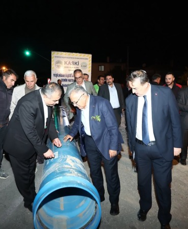 kayseri-buyuksehir-ve-kaskiden-yesilhisara-dev-yatirim-33-kilometrelik-su-hatti-yenileniyor