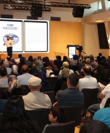 konya-buyuksehir-belediyesinden-vefa-projesi-umre-yolcularina-bilgilendirme-semineri
