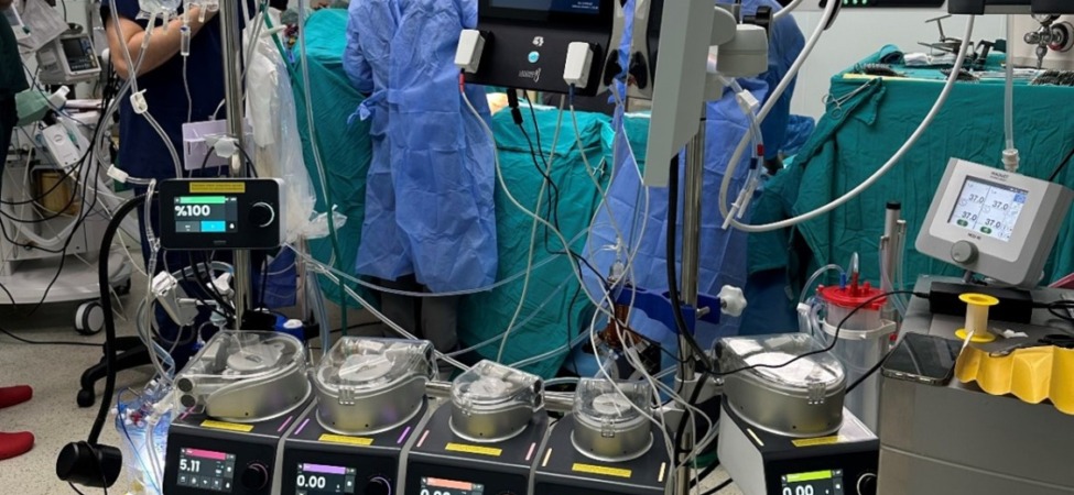 milli-teknoloji-hamlesi-saglikta-tarih-yaziyor-ilk-yerli-kalp-akciger-makinesi-lifeline-hlm-clinic-testleri-basariyla-tamamladi
