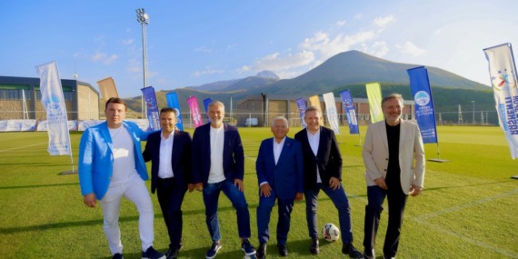 spor-dunyasi-erciyeste-bulustu-kayseri-buyuksehirin-dev-tesisine-hayran-kaldilar
