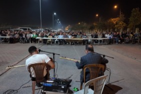 hobi-bahcelerinde-muzik-ziyafeti-kayserililer-sazli-sozlu-senlikte-bulustu-sosyal-topluluk-odakli