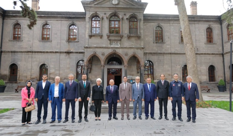 Kayseri’de Ortak Akıl Vurgusu: Kent Konseyinin Yeni Yönetimi Büyükşehir’de