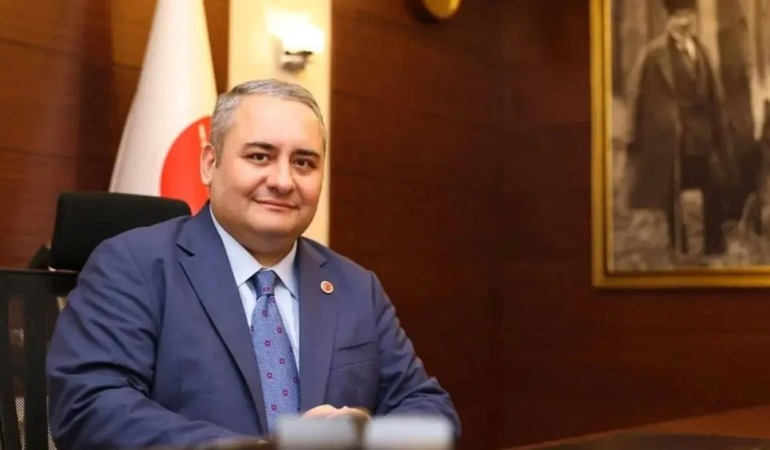 Keçiören Belediye Başkanı Mesut Özarslan’dan fondaş medya ve marjinal gruplara sert yanıt: “Sonucu ne olursa olsun bir adım geri atarsam namerdim!”