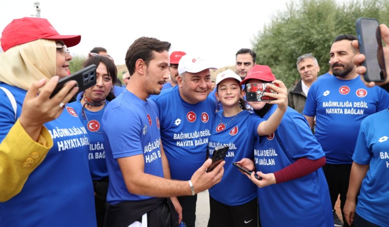 Keçiören’de “Bağımlılığa Değil, Hayata Bağlan” yürüyüşü