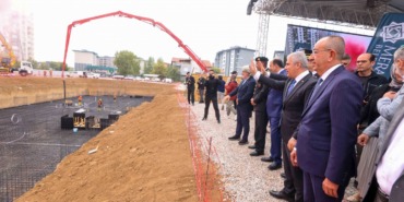 meramda-huzur-ve-guvenlige-devam-yatirimi-yeni-ilce-emniyet-binasi-yukseliyor