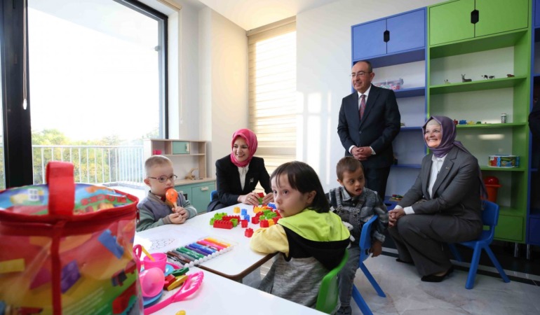 Özel Bireylere Standart Üstü Hizmet: DOSD Meram Kalite Belgesiyle Başarısını Taçlandırdı