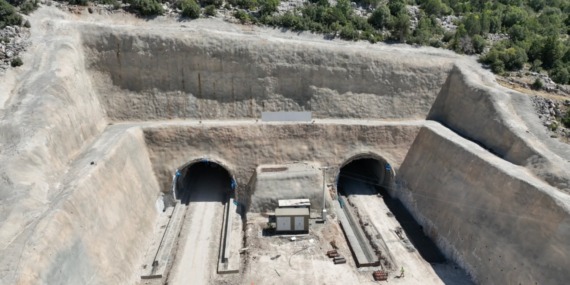 ulastirma-ve-altyapi-bakani-abdulkadir-uraloglu-alacabel-tuneli-ile-konya-antalya-arasindaki-seyahat-suresini-20-dakika-kisaltacagiz