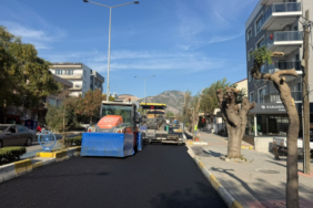 aydinda-kesintisiz-ulasim-seferberligi-buyuksehirden-il-genelinde-yol-ve-asfalt-hamlesi