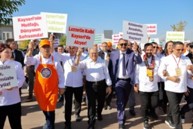 kayseri-mutfagi-dunya-sahnesinde-4-gunluk-dev-gastronomi-festivali-kapilarini-acti