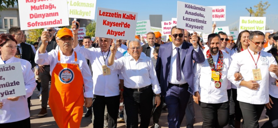 kayseri-mutfagi-dunya-sahnesinde-4-gunluk-dev-gastronomi-festivali-kapilarini-acti