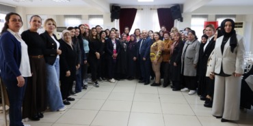 keciorende-anlamli-bulusma-degerlerimizin-izinde-kadin-ve-aile-soylesisi-gerceklestirildi