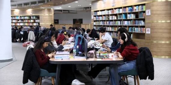 keciorendeki-kutuphaneler-konforlu-calisma-ortami-sunuyor