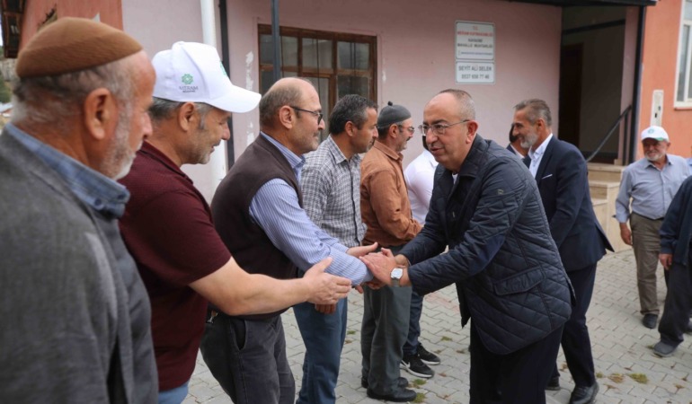 Meram’da Gönül Belediyeciliği: Başkan Kavuş Dış Mahallelerde Vatandaşlarla Bir Araya Geldi