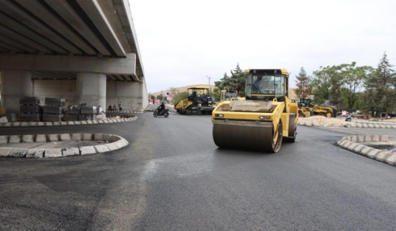 Şanlıurfa Üretim Sektörüne Büyük Destek: Evren Sanayi Sitesi Yolları Yenileniyor