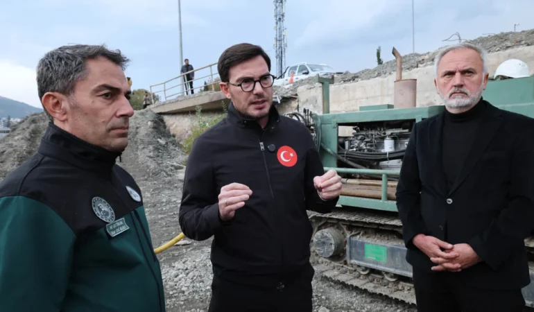 Tokat’ta Ulaşım Rahatlıyor: Çedas Köprüsü’nde Kapsamlı Yenileme ve Düzenleme Çalışmaları Başladı