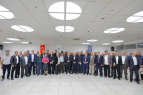 yahyalida-buyukkilic-ruzgari-muhtarlardan-baskana-tam-not-ve-buyuk-ovgu
